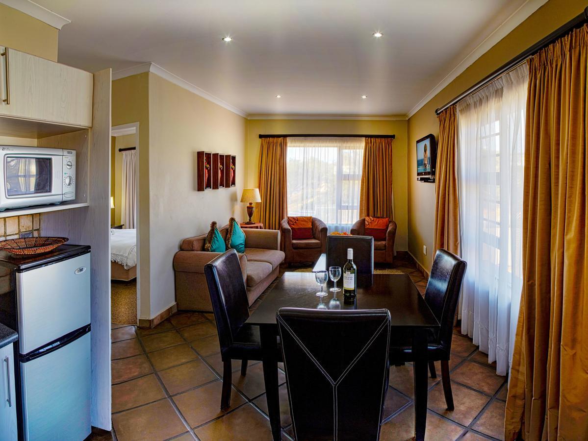 Lalapanzi Guest Lodge Port Elizabeth Exterior photo
