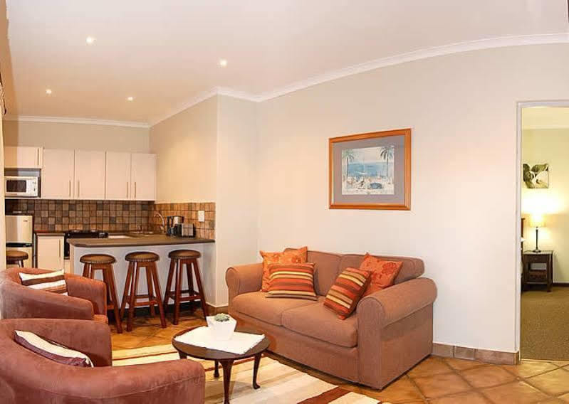 Lalapanzi Guest Lodge Port Elizabeth Exterior photo